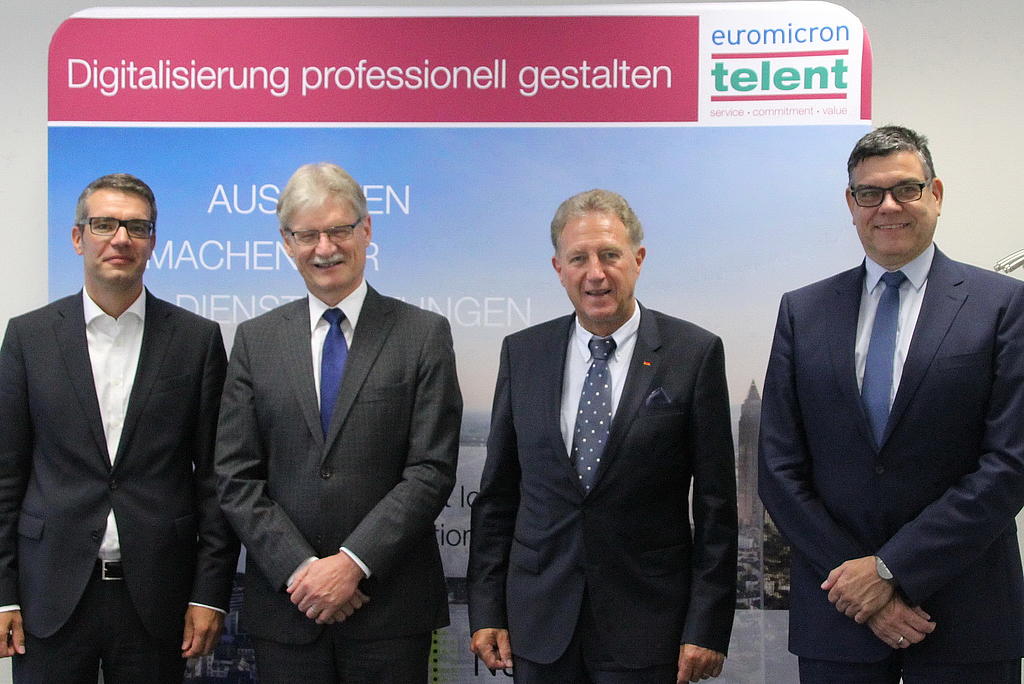 Norbert Barthle, MdB zu Besuch bei der telent GmbH - ein Unternehmen der euromicron Gruppe
